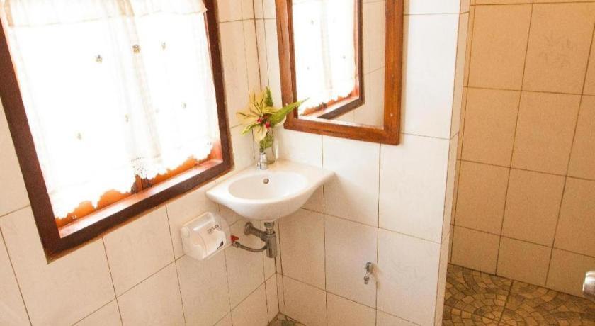 Huan Aumpron Resort Phrae Exterior photo